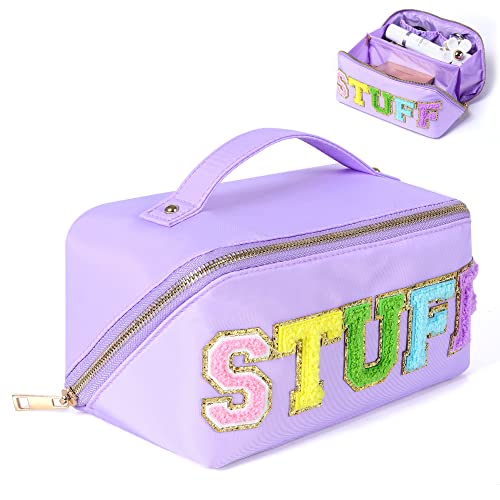 LONEDREAM Stoney Clover Dupes Preppy Makeup Bag, Large Capacity Travel Cosmetic Bag, Chenille Letter Open Flat Nylon Bag, Purple